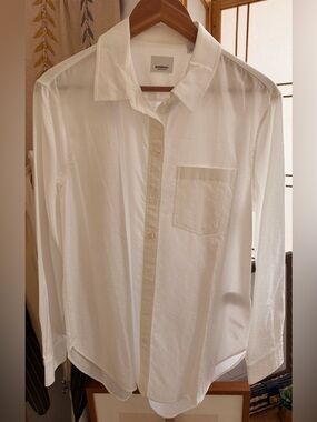 Burberry London England White Monogram Button-Up Shirt – Size US 10